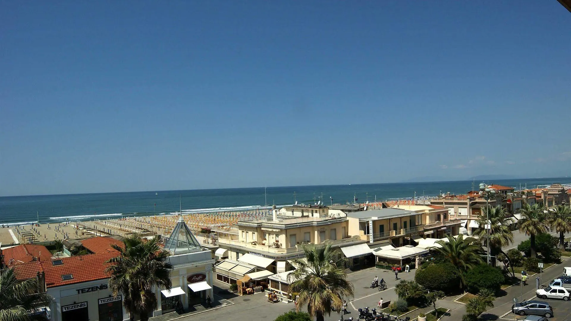 Hotel Liberty Viareggio 3*,  Italy